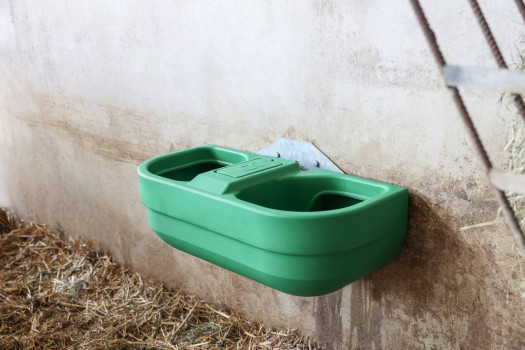 Poidło dla bydła S60, podwójne, 58 l, montaż ścienny/rurkowy, tworzywo sztuczne, Kerbl