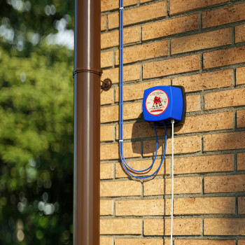 Pastuch elektryczny na kuny Kunostop – system rynnowy z impulsem