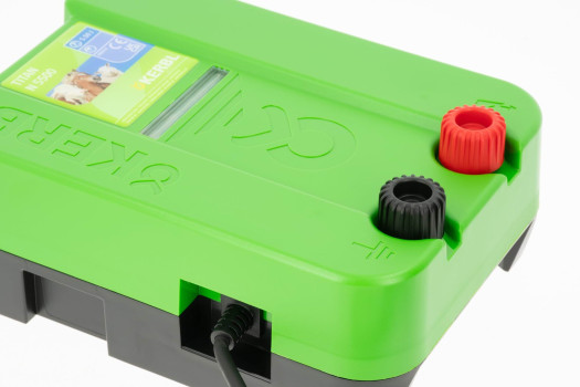 Elektryzator ogrodzeniowy 5,5 J KERBL TITAN N – do bydła